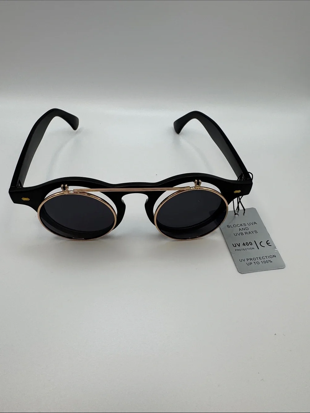 Black Round Flip-Up Sunglasses - Unbranded